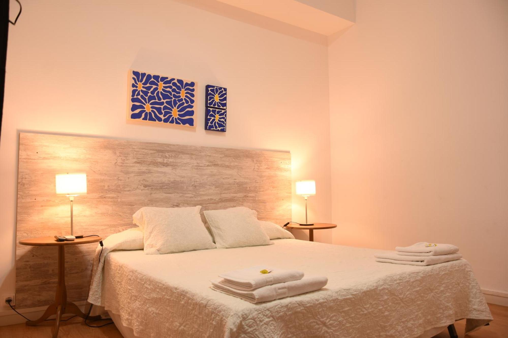 Ally's Bed&breakfast, Acomodação com café da manhã 